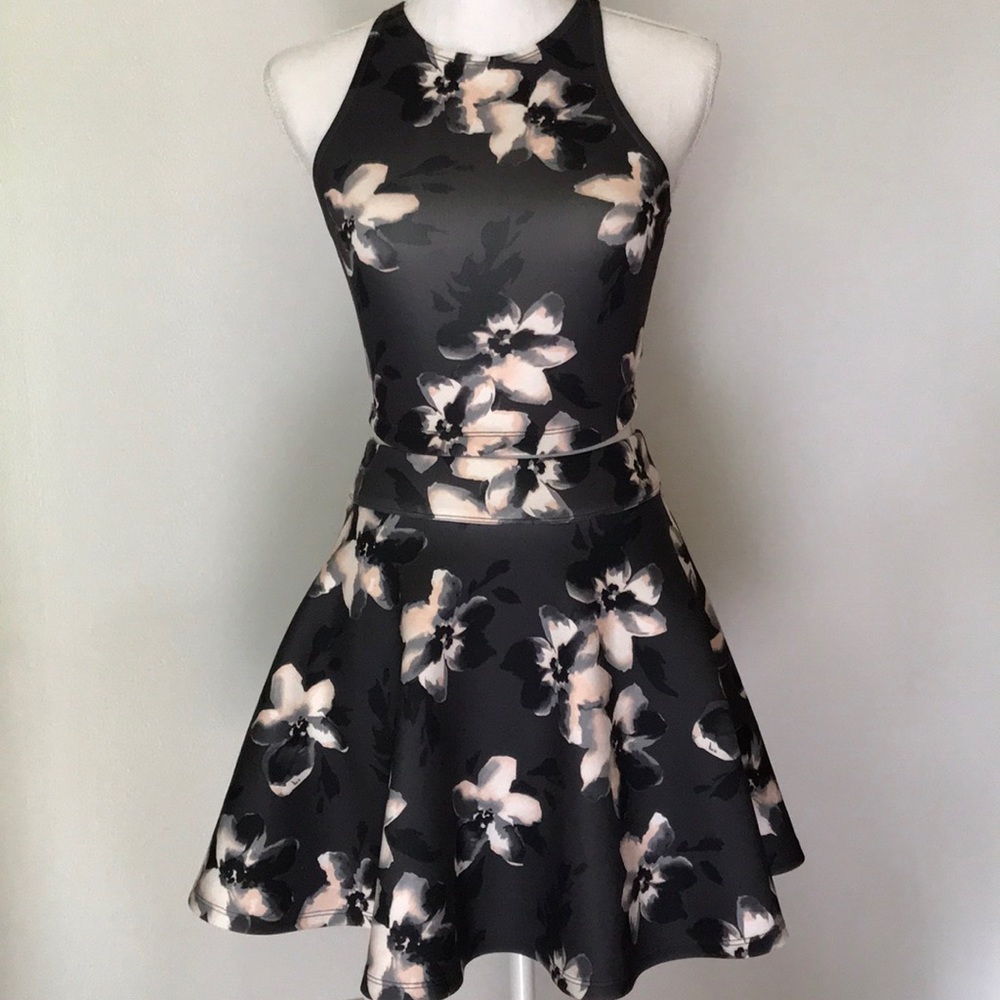 Floral Hollister 2-piece dress